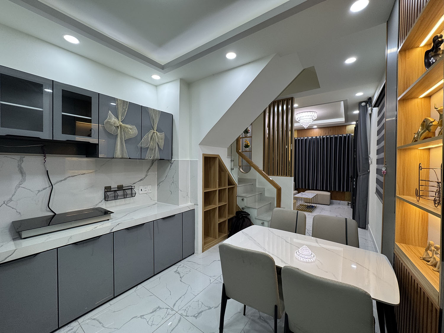 Chính thức mở bán Biệt thự Mini full nội thất cao cấp hẻm xe hơi VF5 khu VIP cách Hoàng Văn Thụ 25m